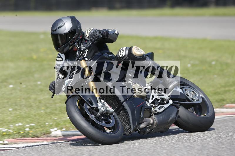 /45 10.08.2025 Plüss Moto Sport ADR/Freies Fahren/38
